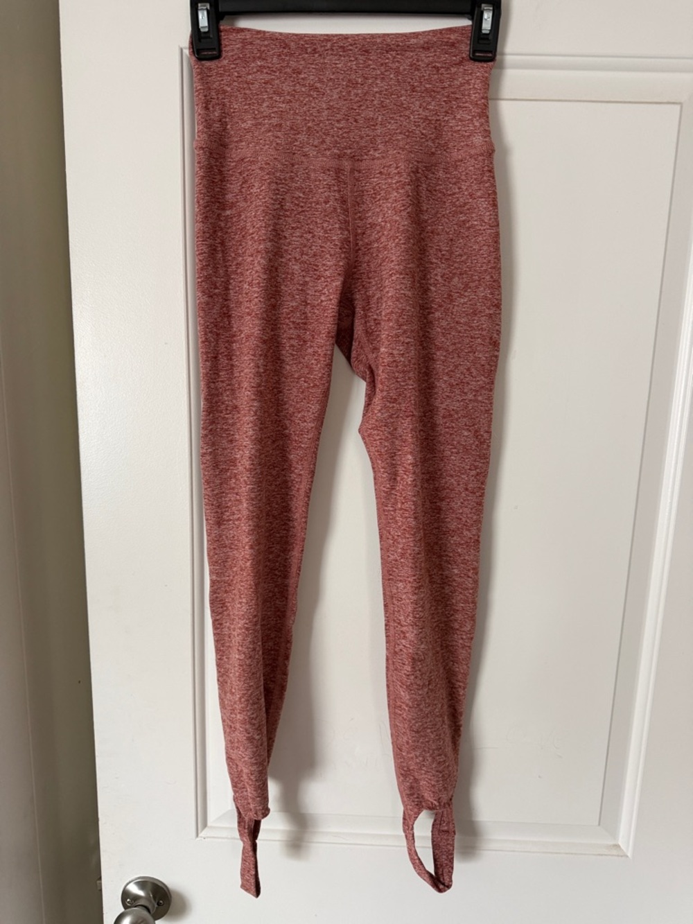 Beyond Yoga Heathered Rust Stirrup Leggings